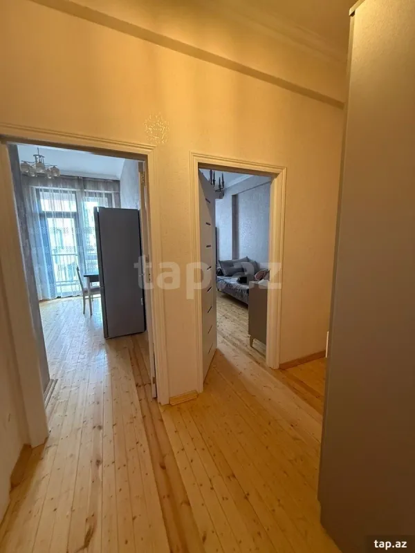 Kirayə verilir 2 otaqlı yeni tikili 80 m²