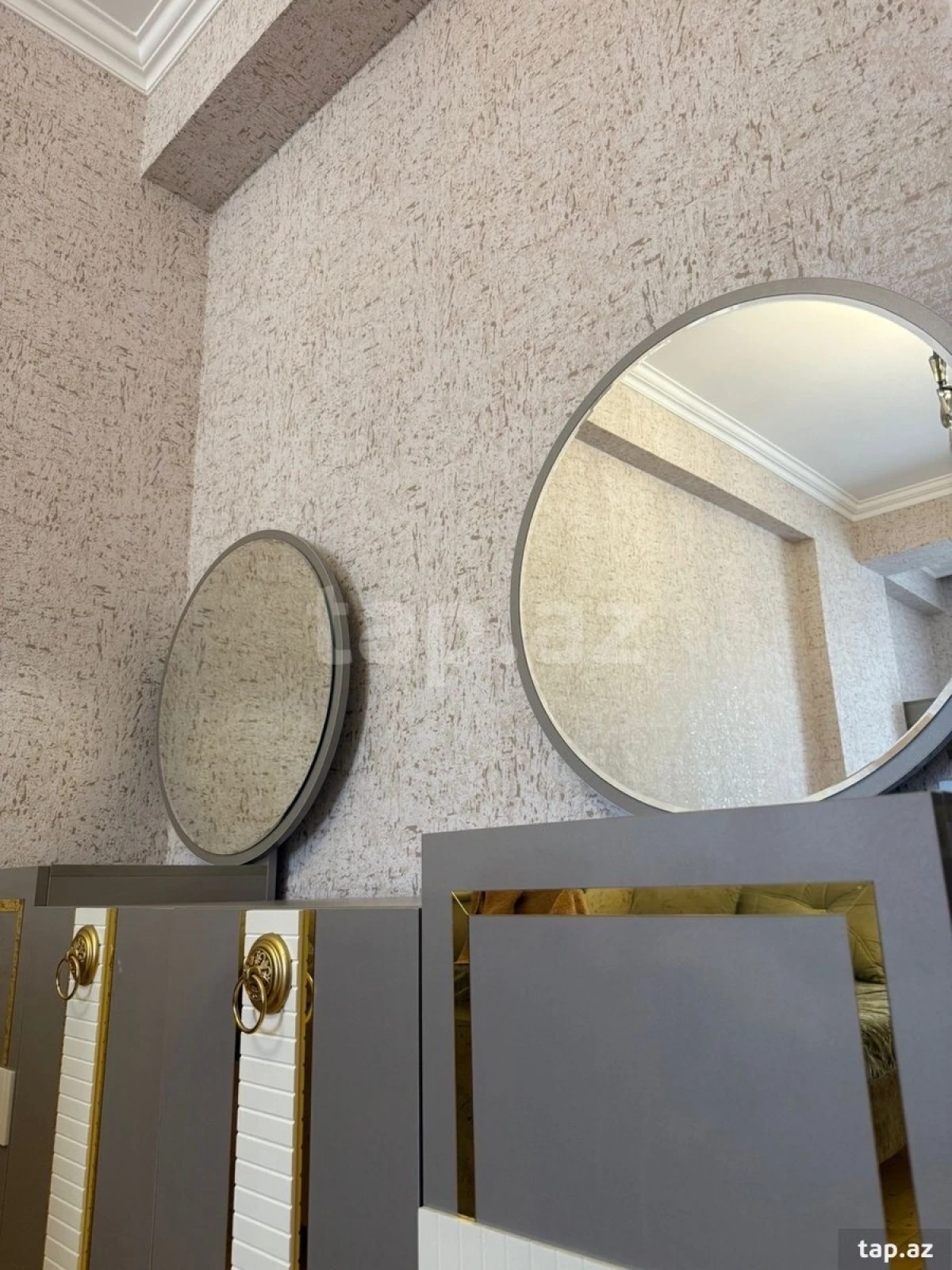 Kirayə verilir 2 otaqlı yeni tikili 80 m²