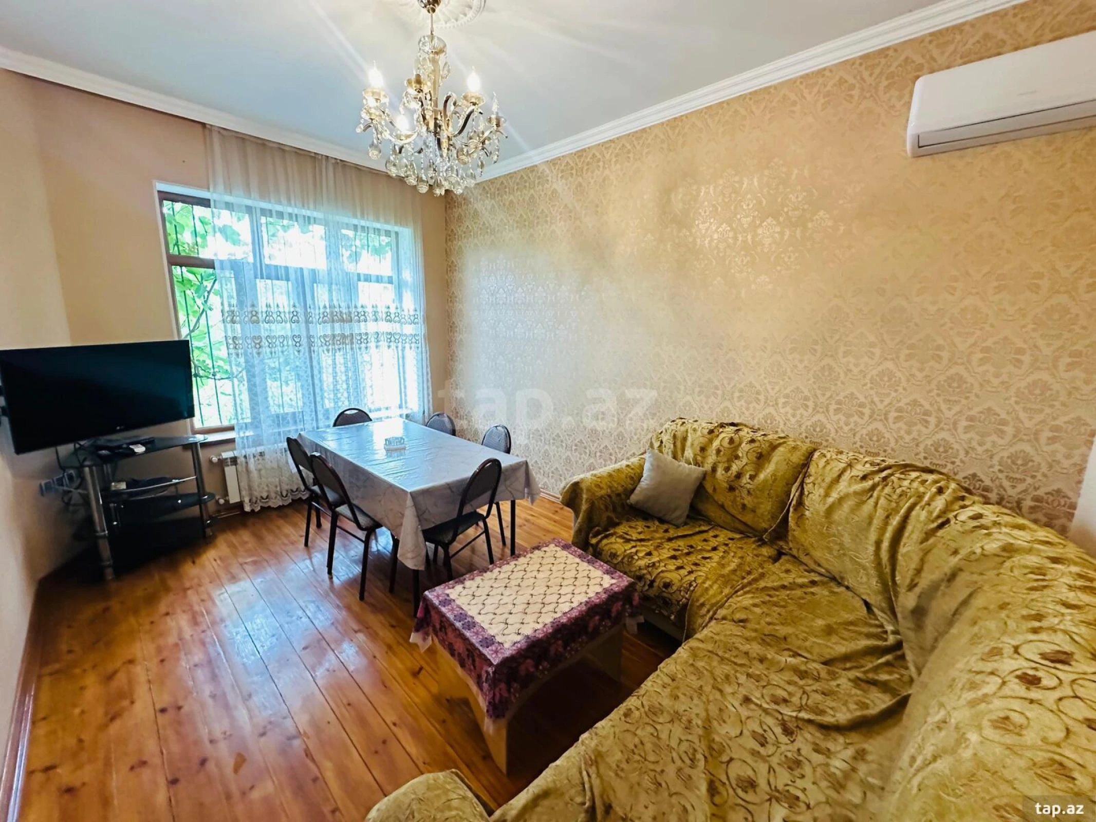 Satılır 6 otaqlı həyət evi 200 m²