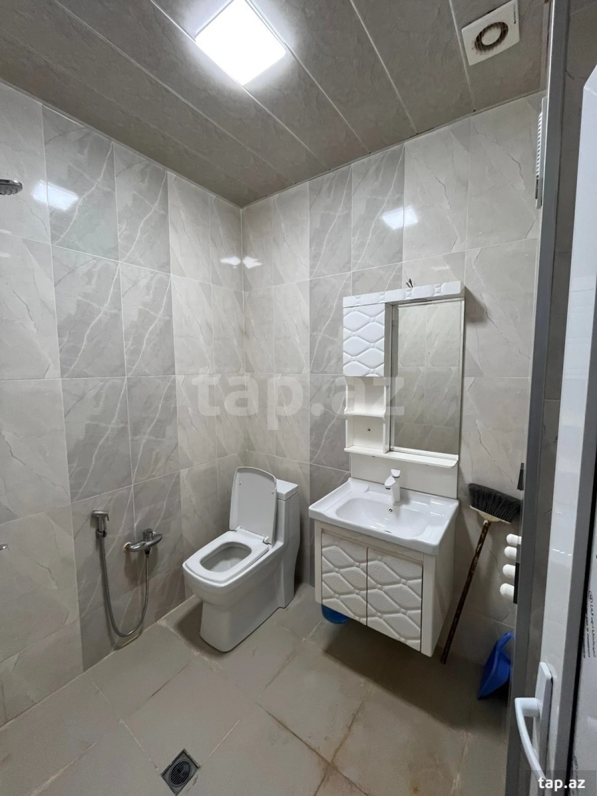 Kirayə verilir 1 otaqlı yeni tikili 31 m²