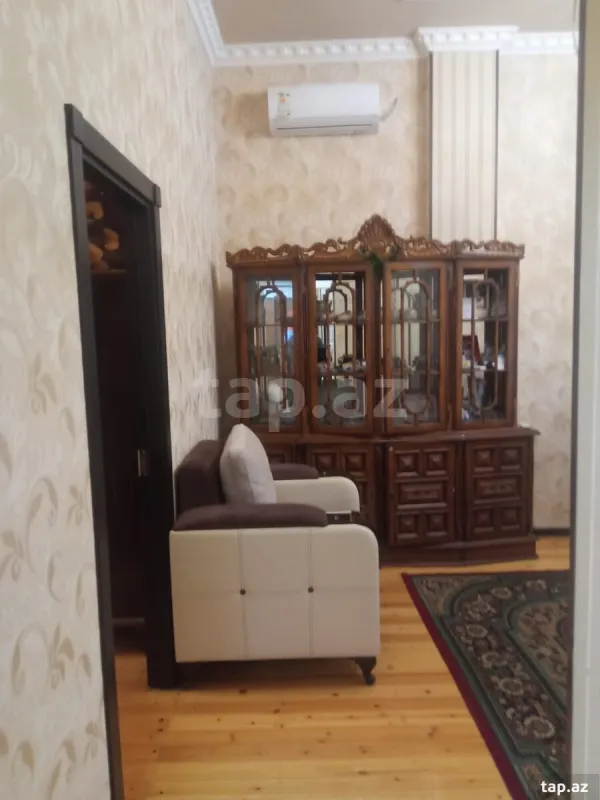 Kirayə verilir 2 otaqlı mənzil 60 m²