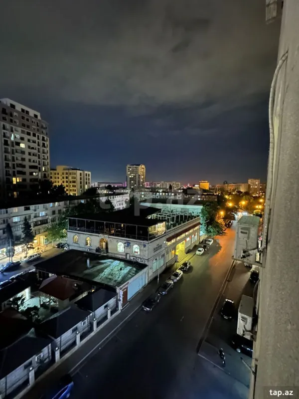 Kirayə verilir 2 otaqlı yeni tikili 135 m²