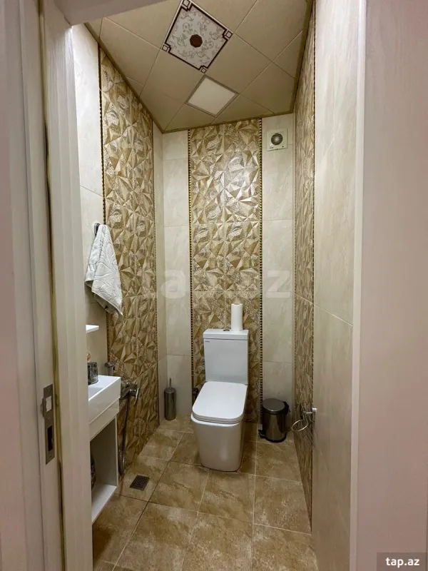 Kirayə verilir 2 otaqlı yeni tikili 135 m²