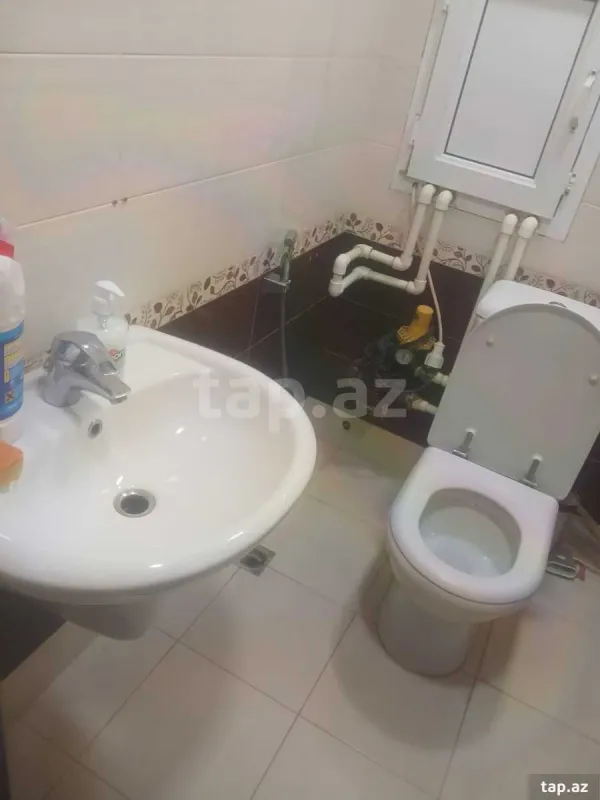 Kirayə verilir 2 otaqlı yeni tikili 78 m²