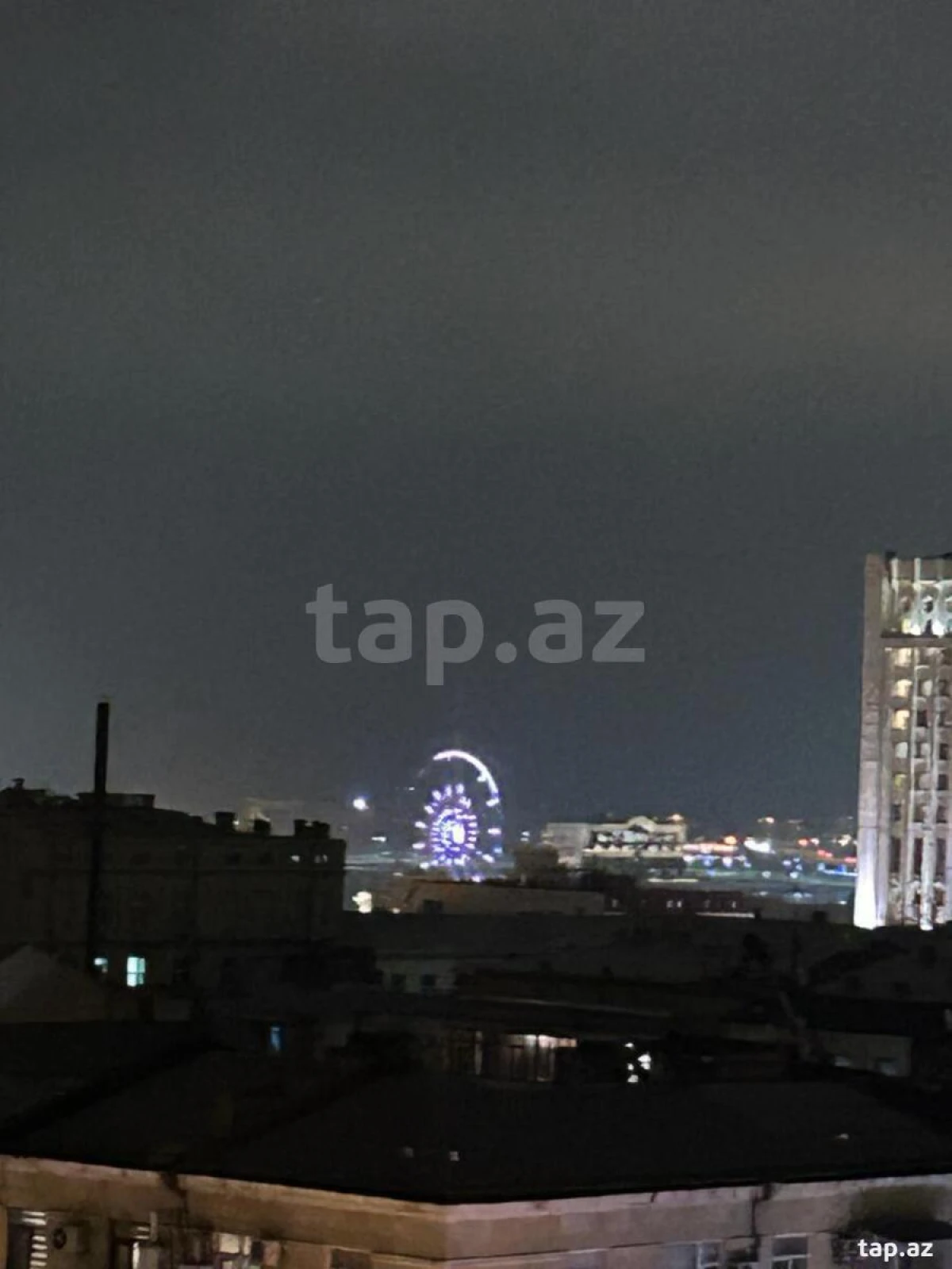 Kirayə verilir 3 otaqlı yeni tikili 180 m²