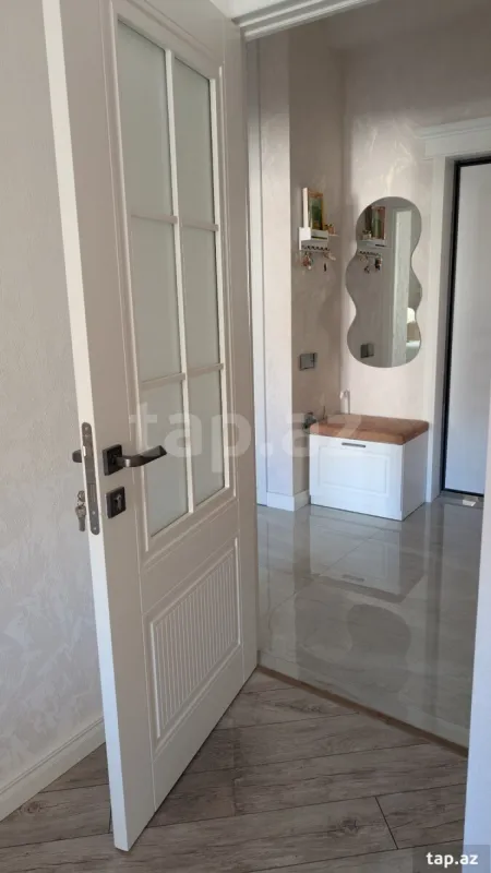 Satılır 3 otaqlı yeni tikili 84 m²