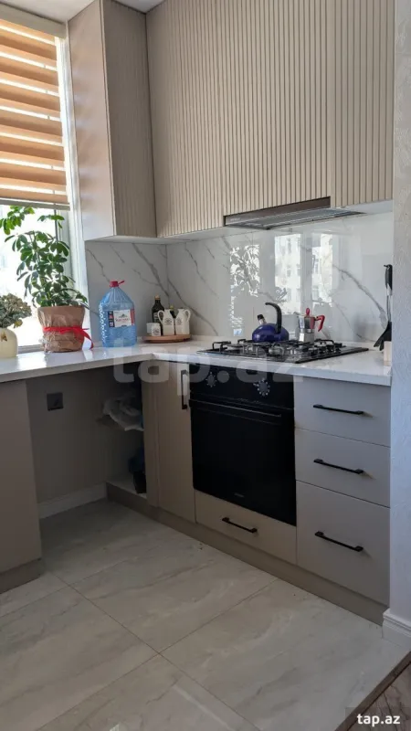 Satılır 3 otaqlı yeni tikili 84 m²