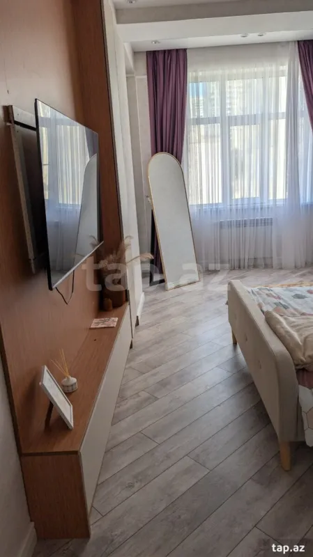 Satılır 3 otaqlı yeni tikili 84 m²
