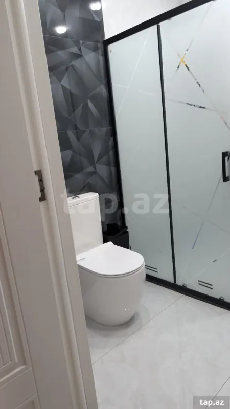 Satılır 3 otaqlı yeni tikili 84 m²