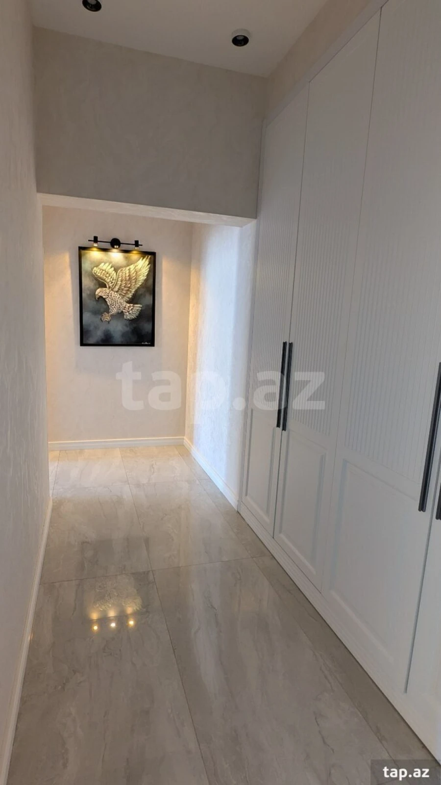 Satılır 3 otaqlı yeni tikili 84 m²
