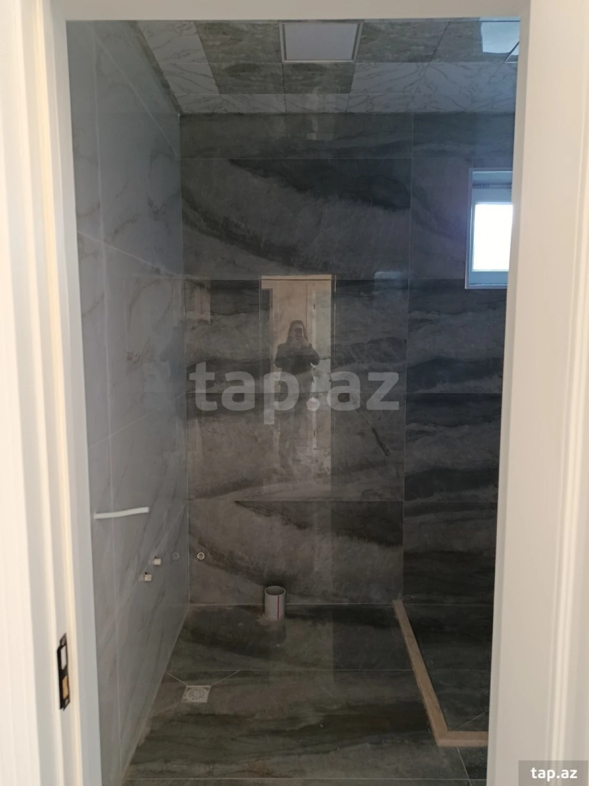 Satılır 5 otaqlı həyət evi 160 m²