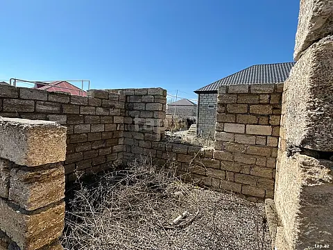 Satılır 6 otaqlı həyət evi 120 m²