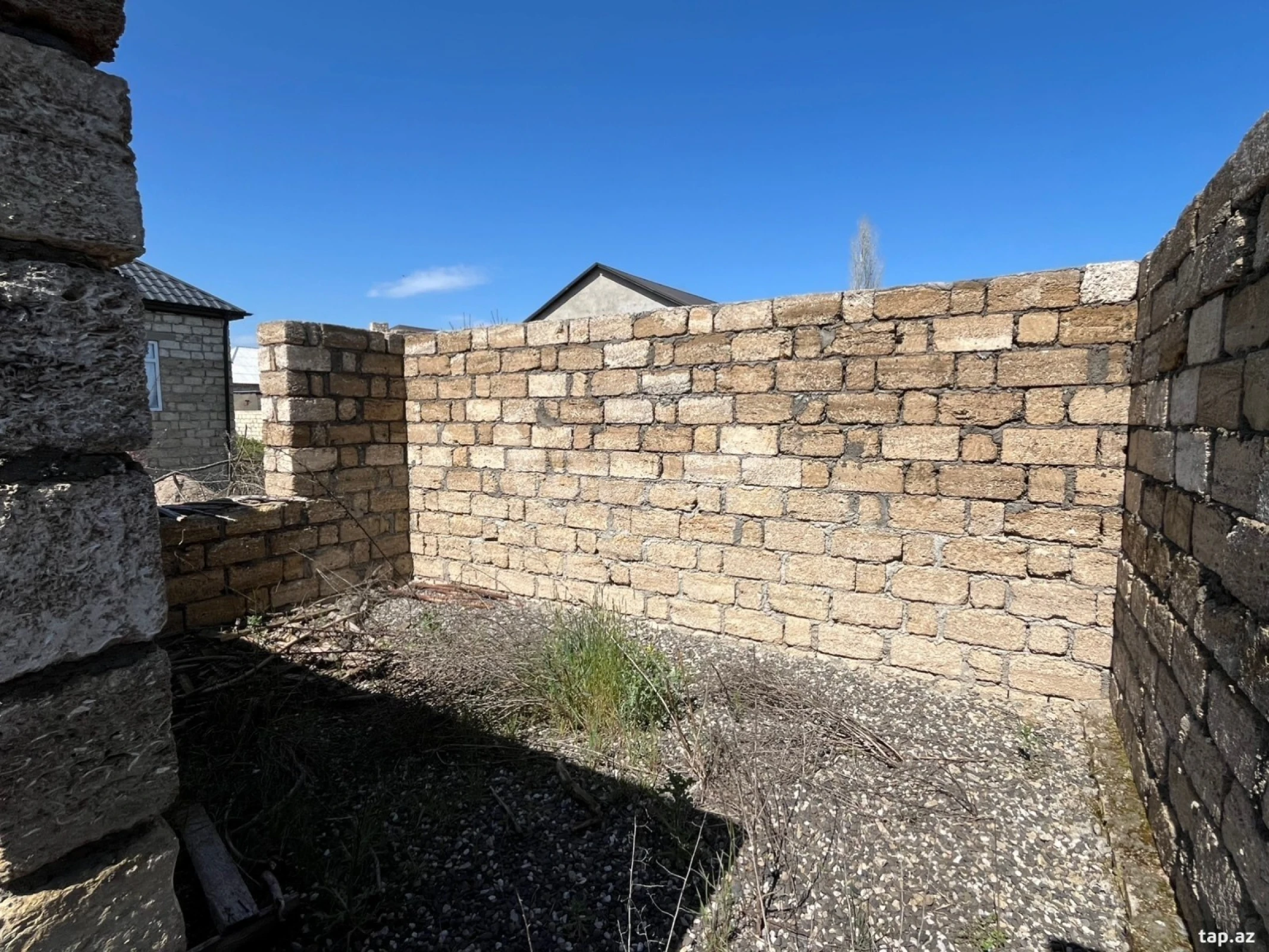 Satılır 6 otaqlı həyət evi 120 m²