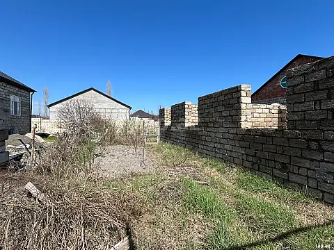 Satılır 6 otaqlı həyət evi 120 m²