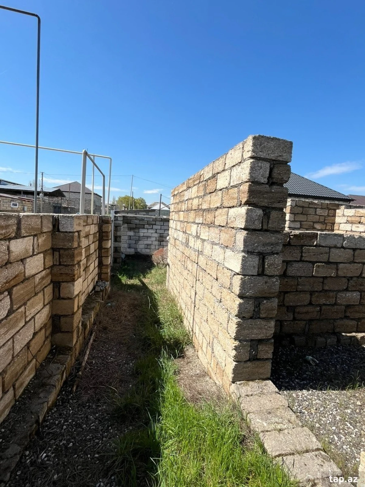 Satılır 6 otaqlı həyət evi 120 m²