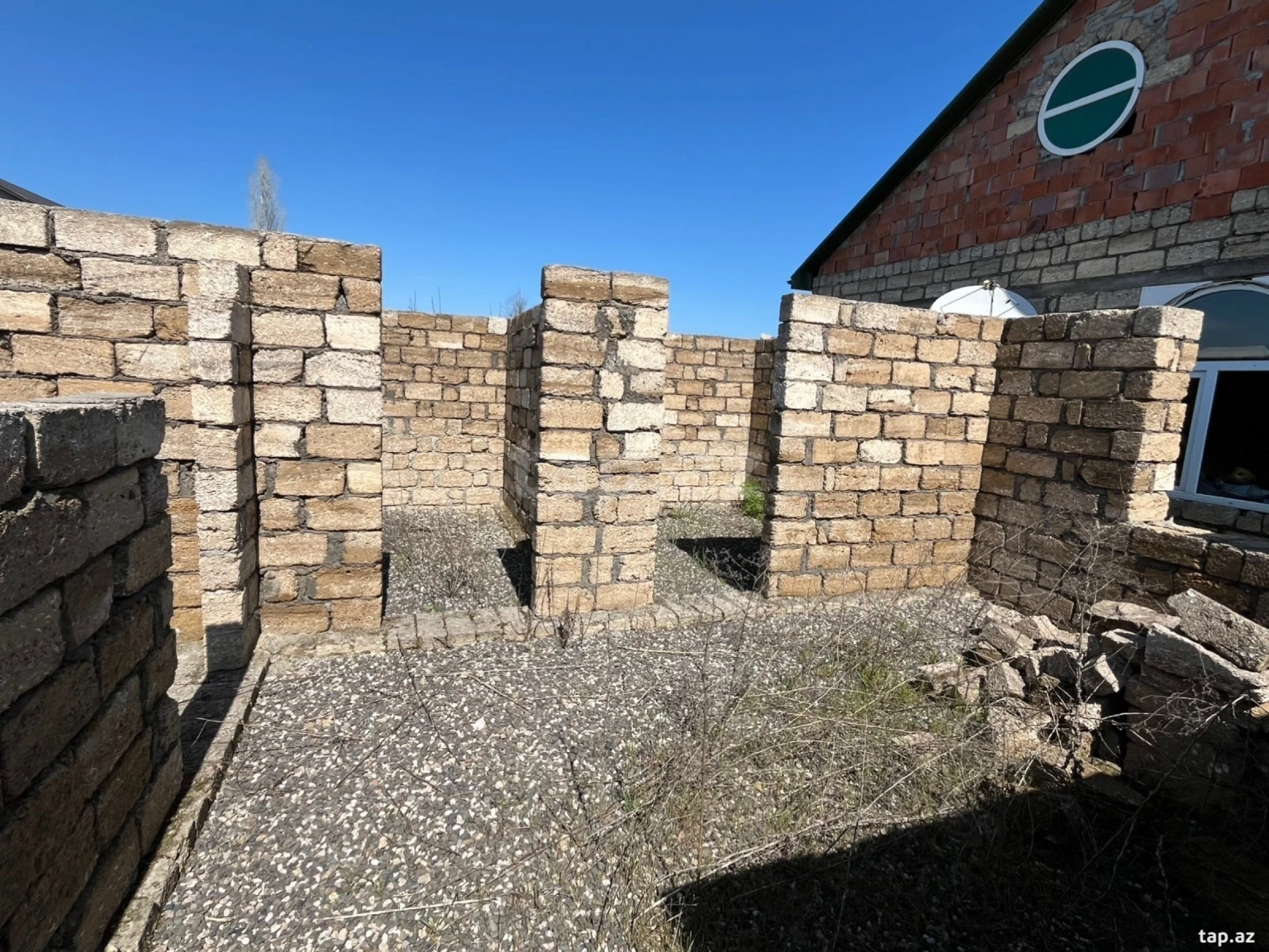 Satılır 6 otaqlı həyət evi 120 m²