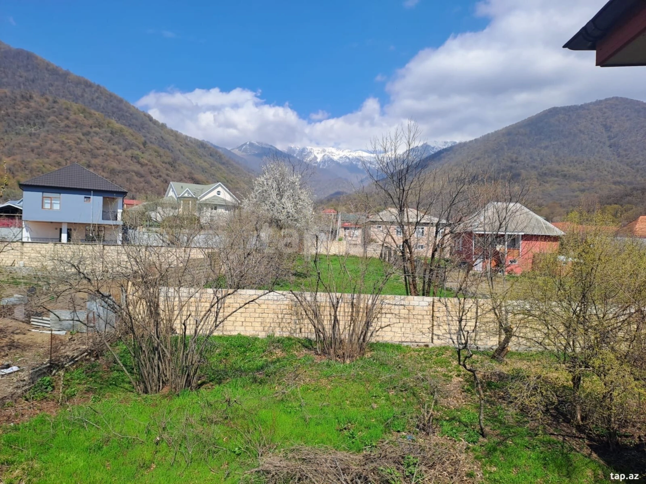 Satılır 6 otaqlı həyət evi 150 m²