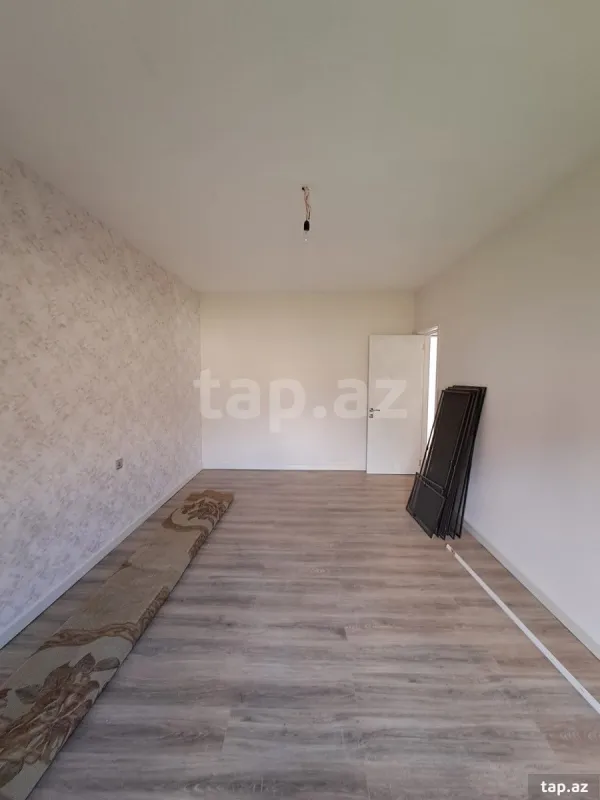 Satılır 6 otaqlı həyət evi 150 m²