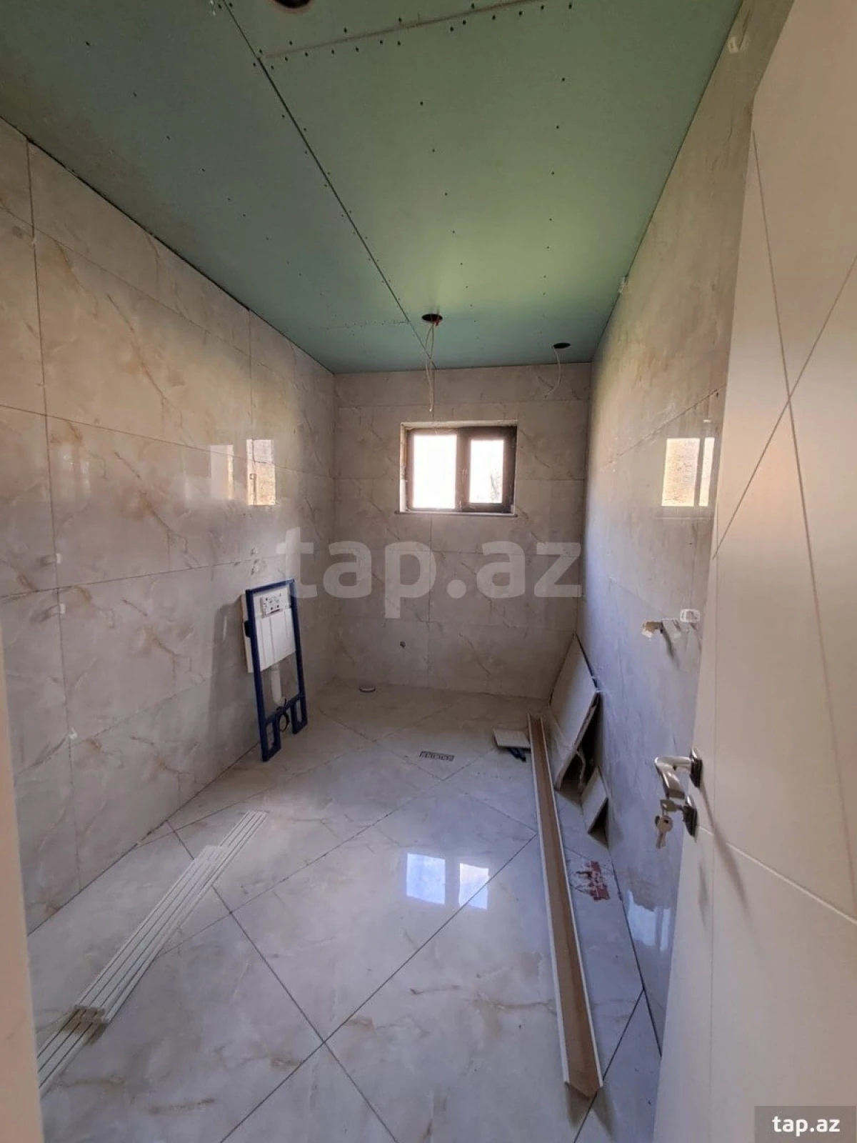 Satılır 6 otaqlı həyət evi 150 m²