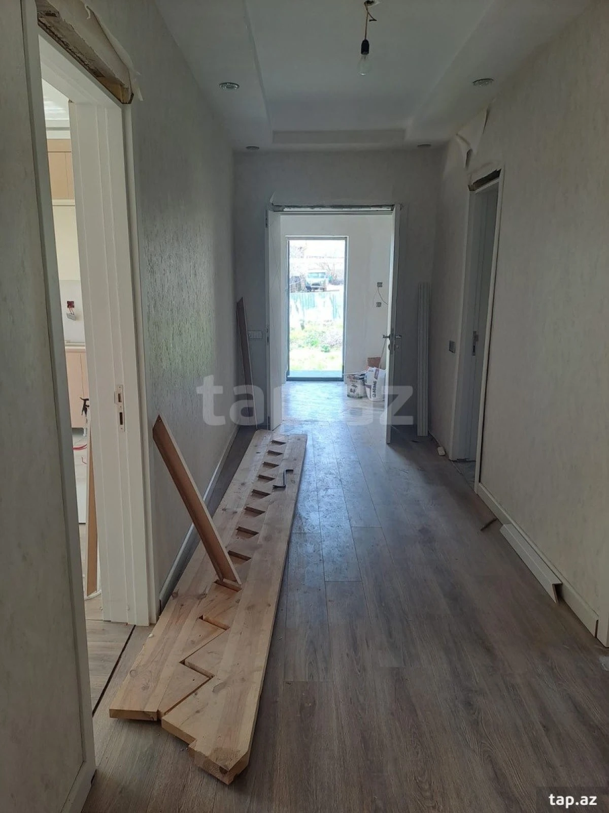 Satılır 6 otaqlı həyət evi 150 m²