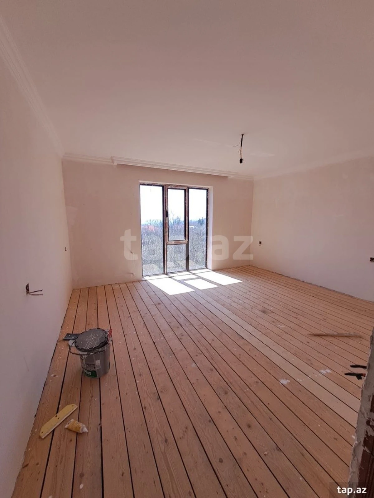 Satılır 6 otaqlı həyət evi 150 m²