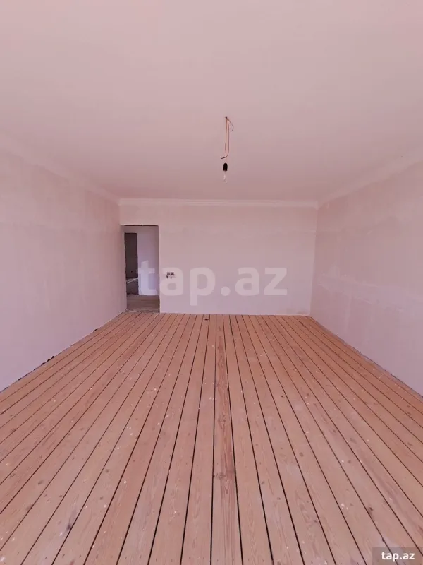 Satılır 6 otaqlı həyət evi 150 m²