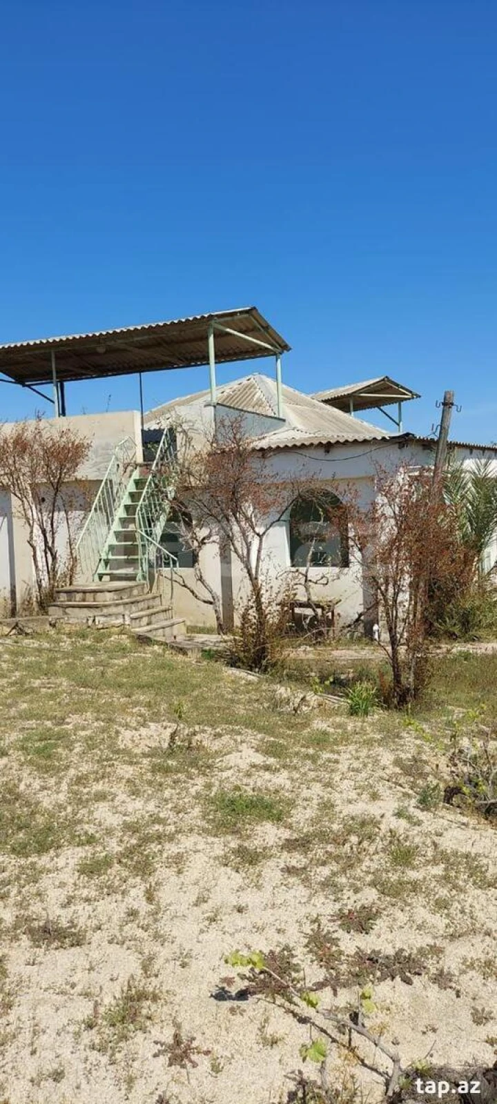 Satılır 4 otaqlı həyət evi 100 m²