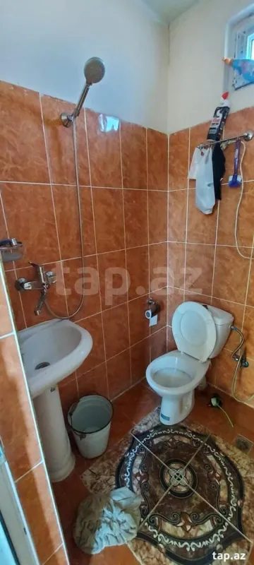 Satılır 4 otaqlı həyət evi 100 m²