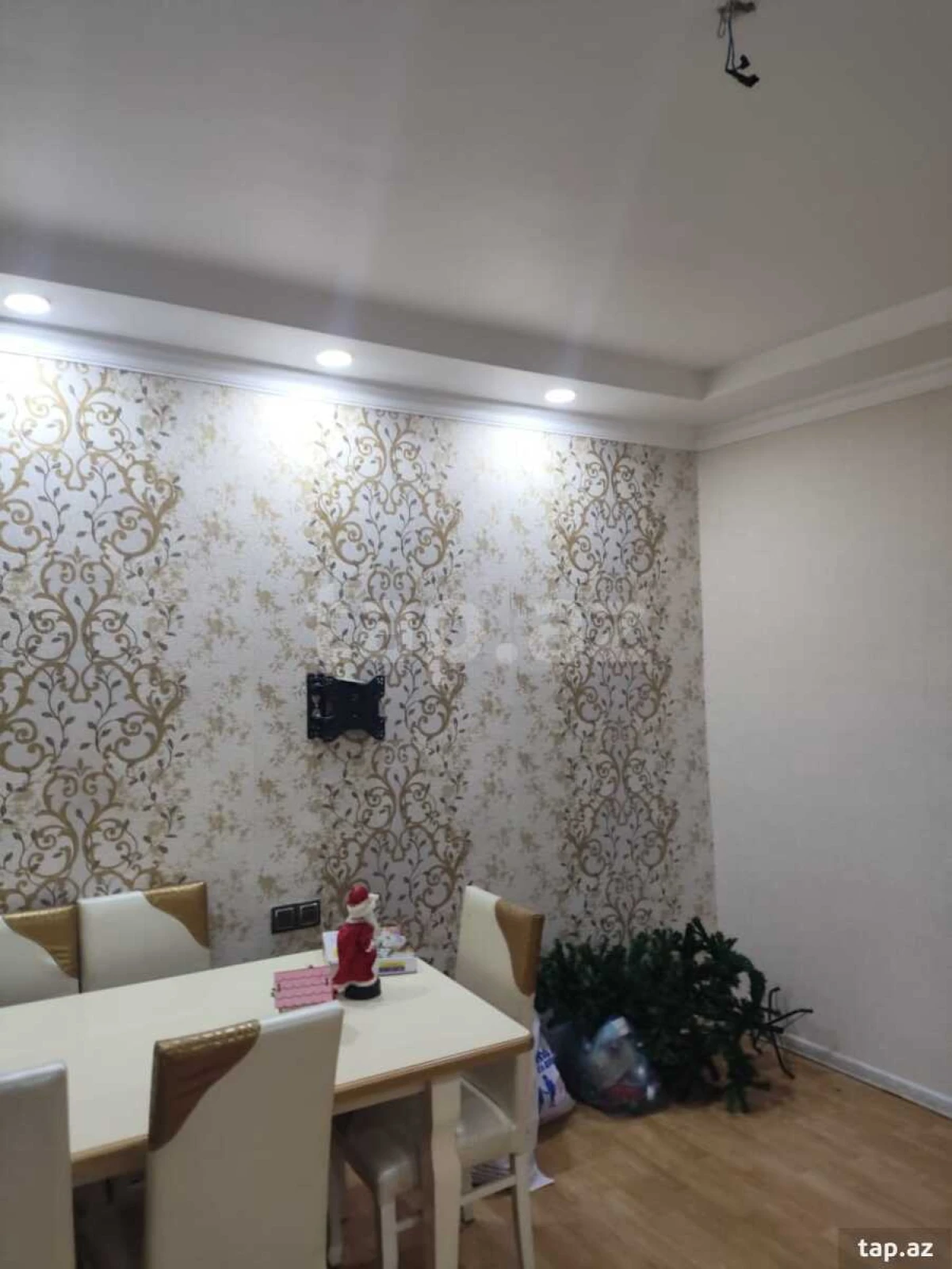 Kirayə verilir 2 otaqlı həyət evi 60 m²