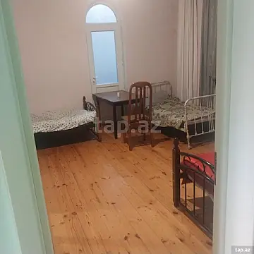 Kirayə verilir 3 otaqlı həyət evi 385 m²