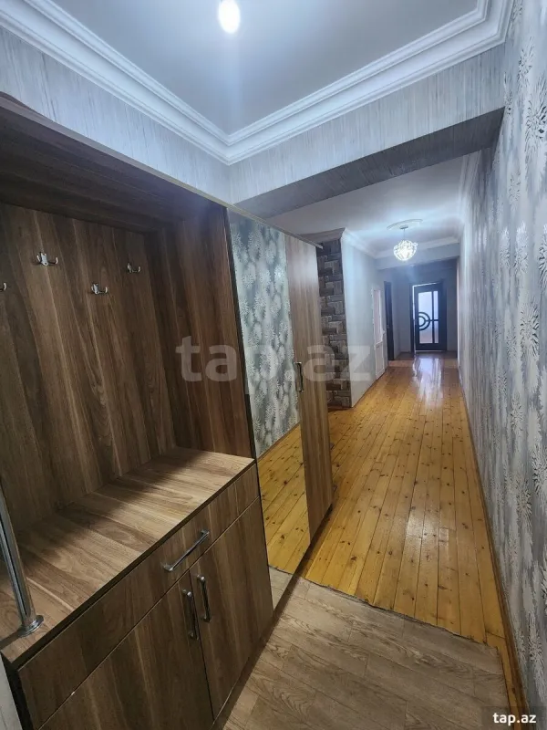 Kirayə verilir 4 otaqlı yeni tikili 100 m²