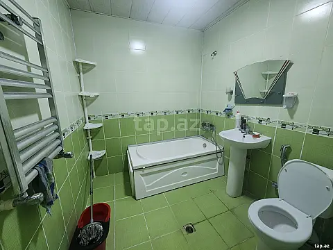 Kirayə verilir 4 otaqlı yeni tikili 100 m²