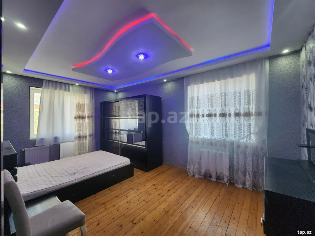 Kirayə verilir 4 otaqlı yeni tikili 100 m²