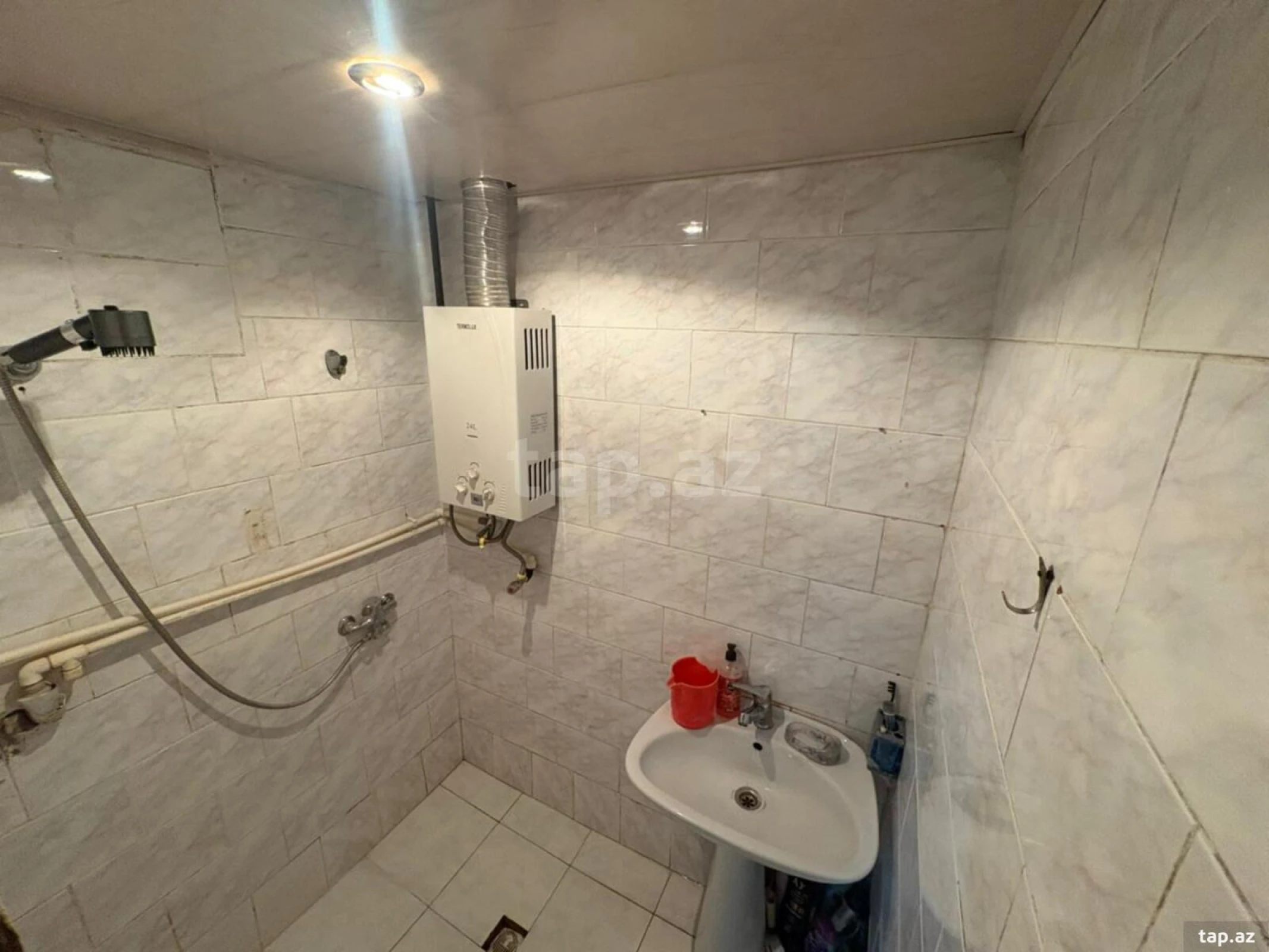 Satılır 3 otaqlı mənzil 71 m²