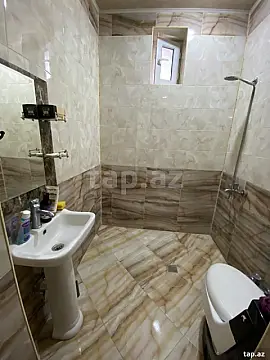 Satılır 4 otaqlı həyət evi 400 m²