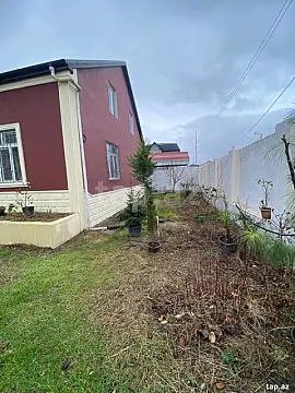 Satılır 4 otaqlı həyət evi 400 m²