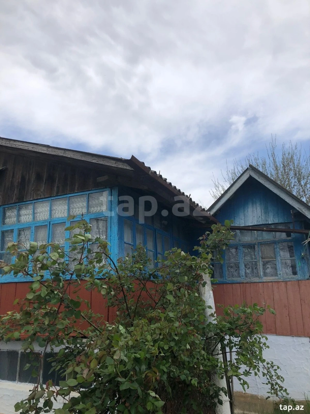 Satılır 3 otaqlı həyət evi 44 m²