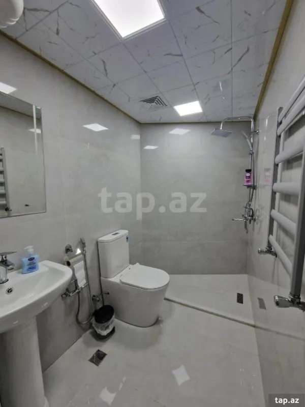 Kirayə verilir 1 otaqlı mənzil 45 m²