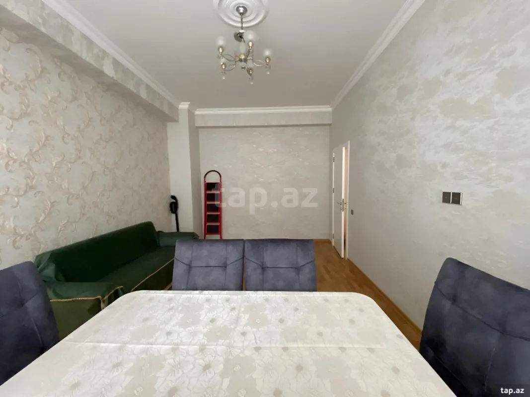 Kirayə verilir 2 otaqlı yeni tikili 75 m²