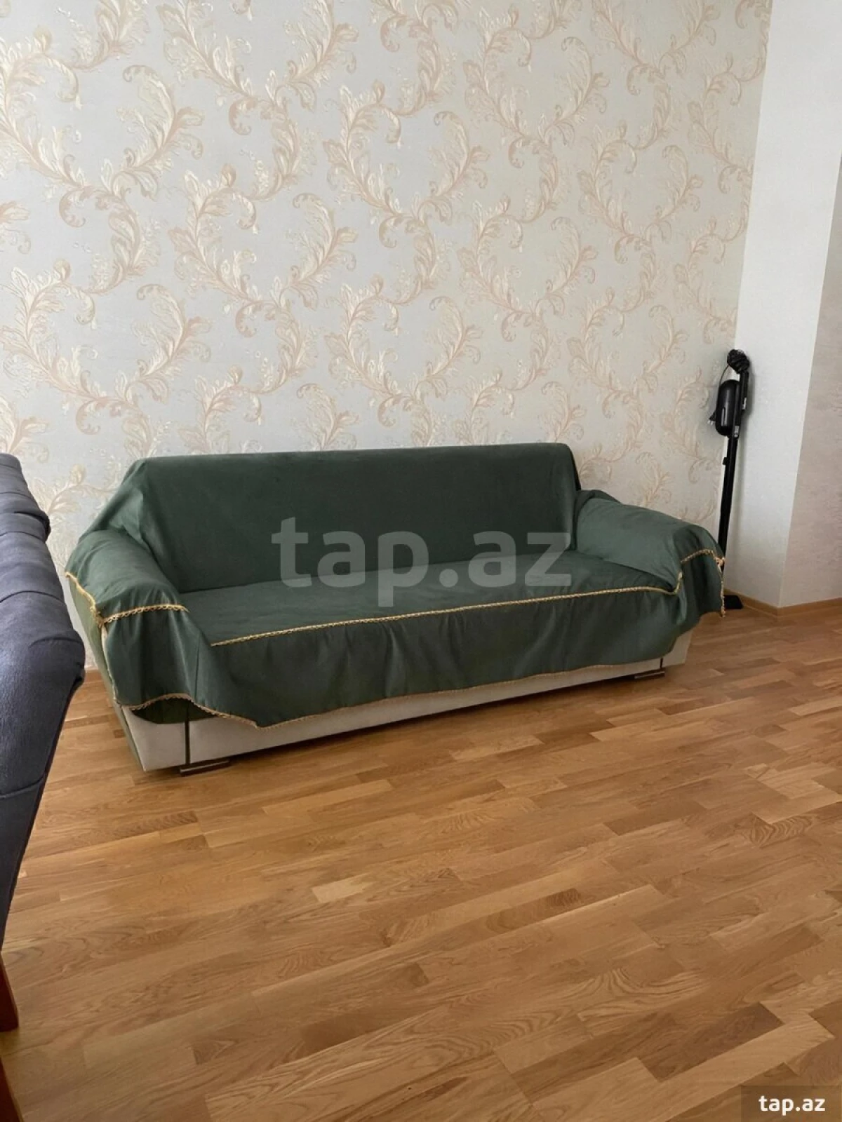 Kirayə verilir 2 otaqlı yeni tikili 75 m²