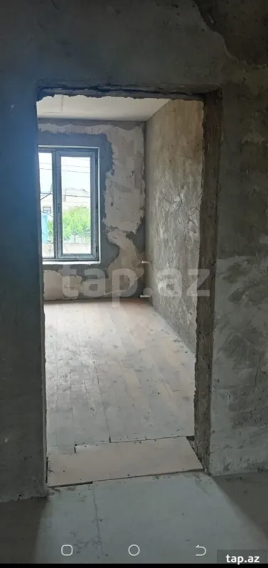 Satılır 7 otaqlı həyət evi 600 m²