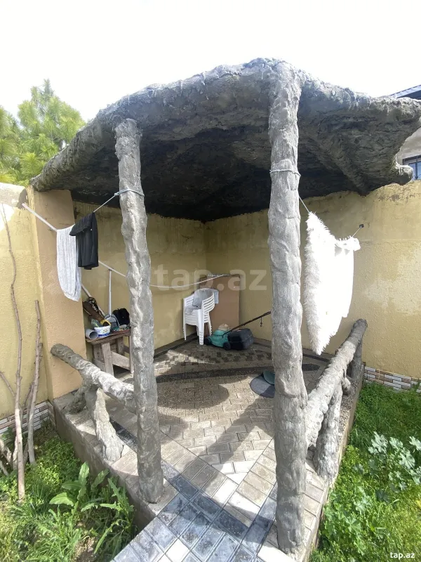 Satılır 3 otaqlı həyət evi 100 m²