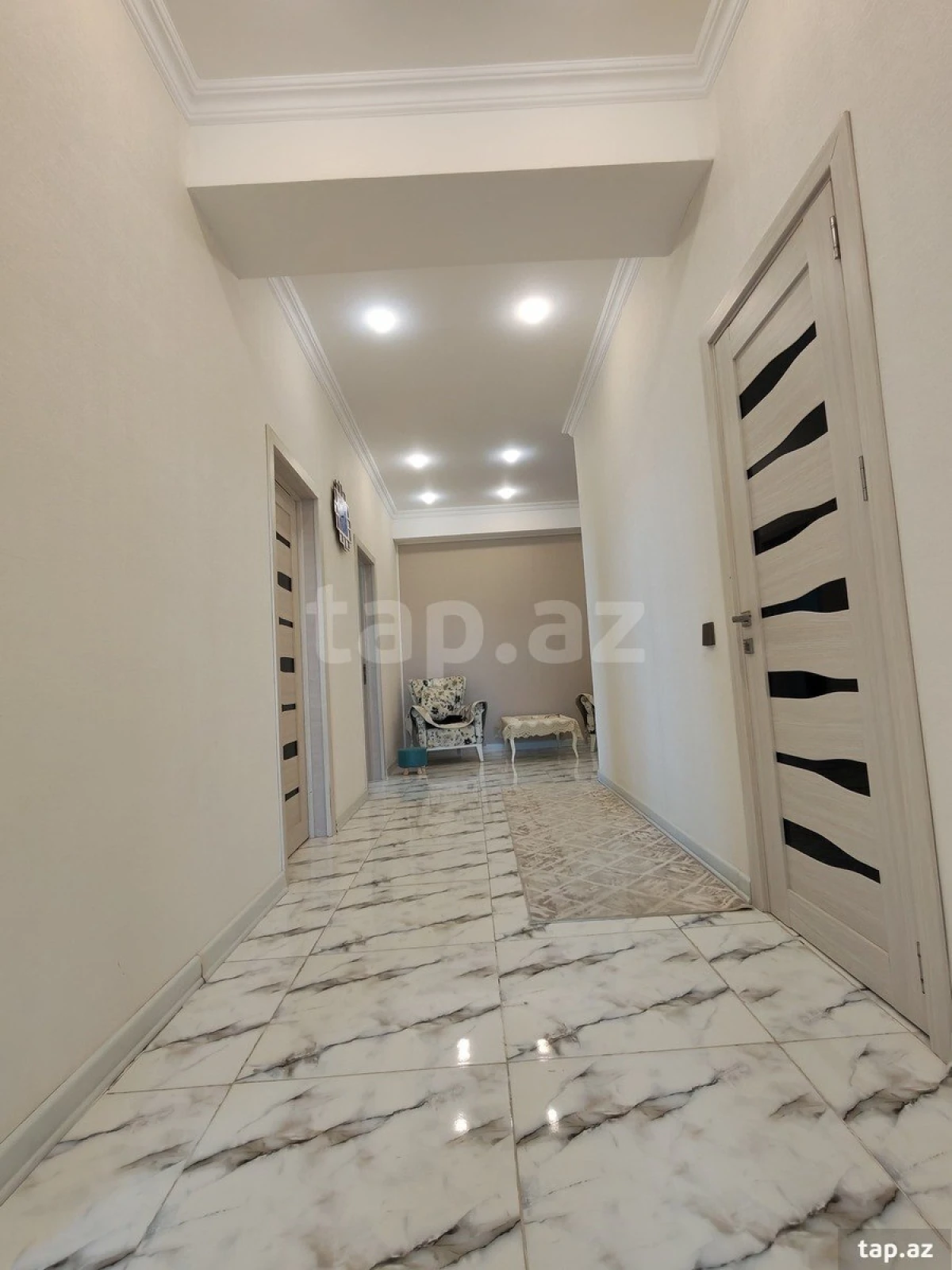 Satılır 3 otaqlı yeni tikili 108 m²