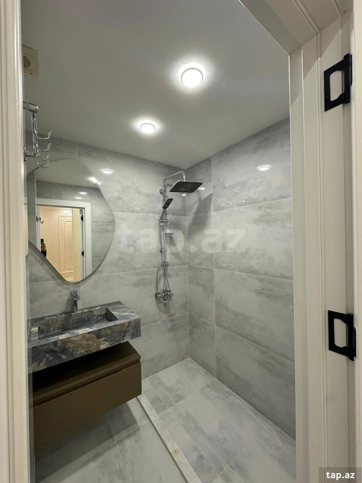 Satılır 3 otaqlı mənzil 80 m²