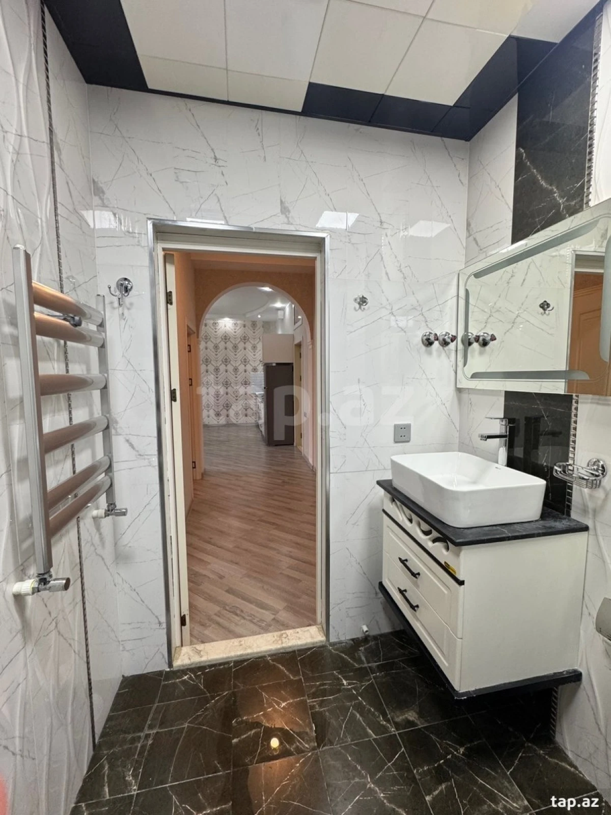 Kirayə verilir 3 otaqlı yeni tikili 86 m²