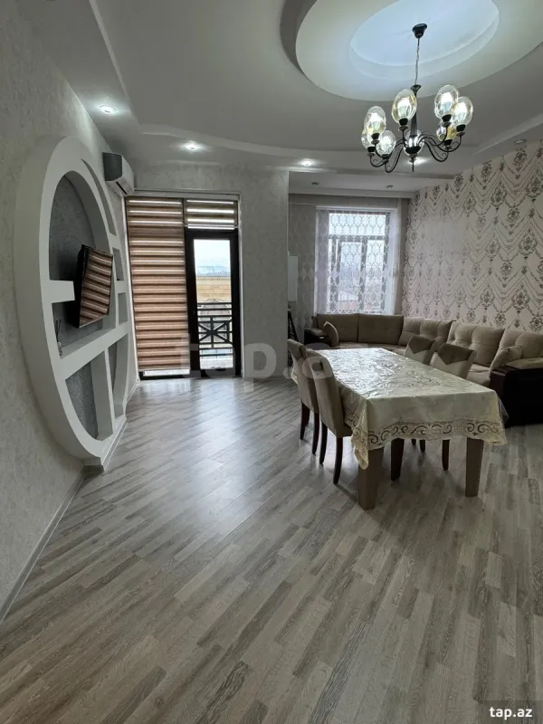 Kirayə verilir 3 otaqlı yeni tikili 86 m²