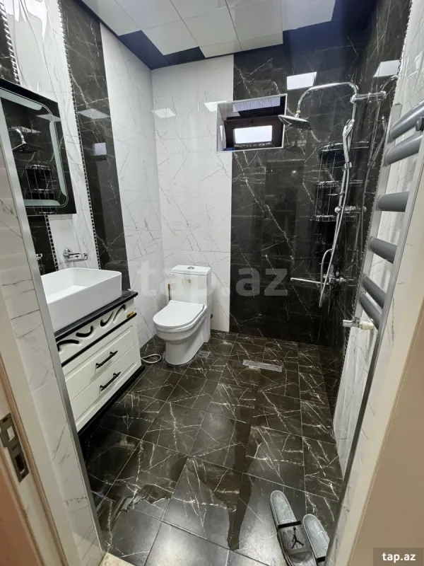 Kirayə verilir 3 otaqlı yeni tikili 86 m²