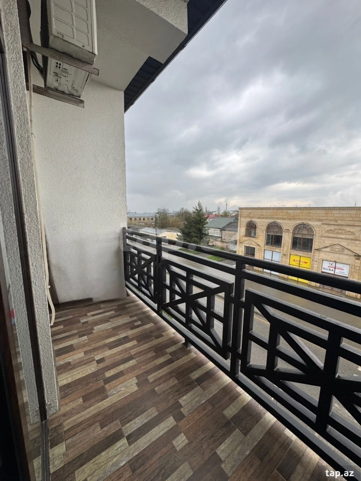 Kirayə verilir 3 otaqlı yeni tikili 86 m²