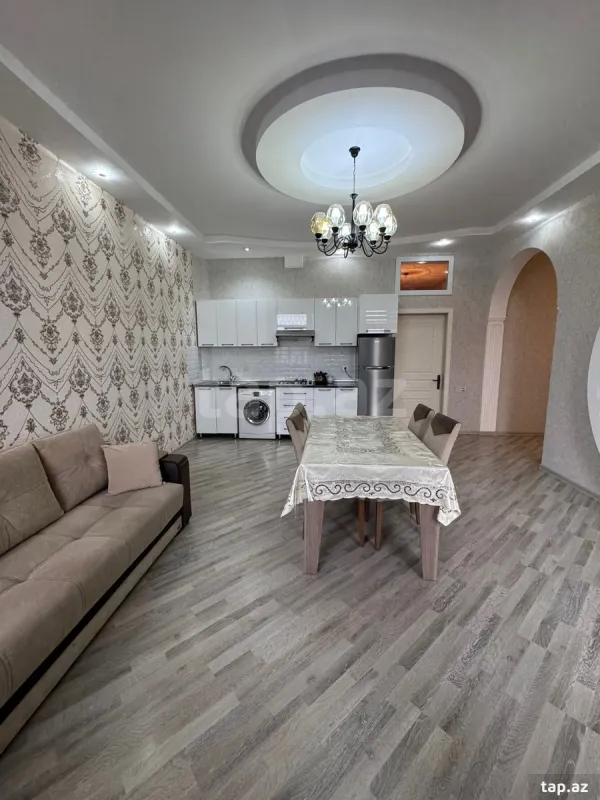 Kirayə verilir 3 otaqlı yeni tikili 86 m²