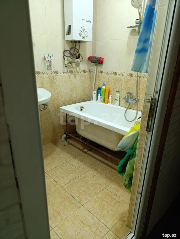 Satılır 4 otaqlı mənzil 86 m²